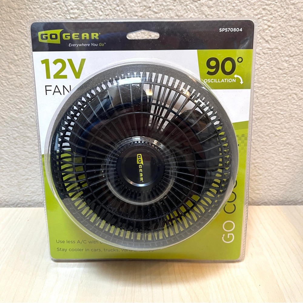 Car/Truck/RV Fan. 7-8 inch wide GO Gear FAN Portable Clip On 12volt plug. NWT